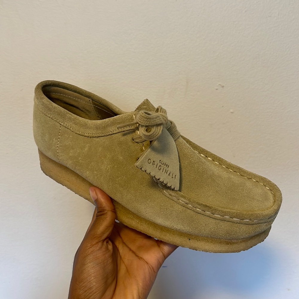 Clark’s Originals Wallabees in Maple Suede size 8.5 Men’s